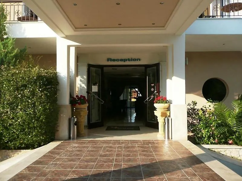 Hotel Paradise Κρυοπηγή