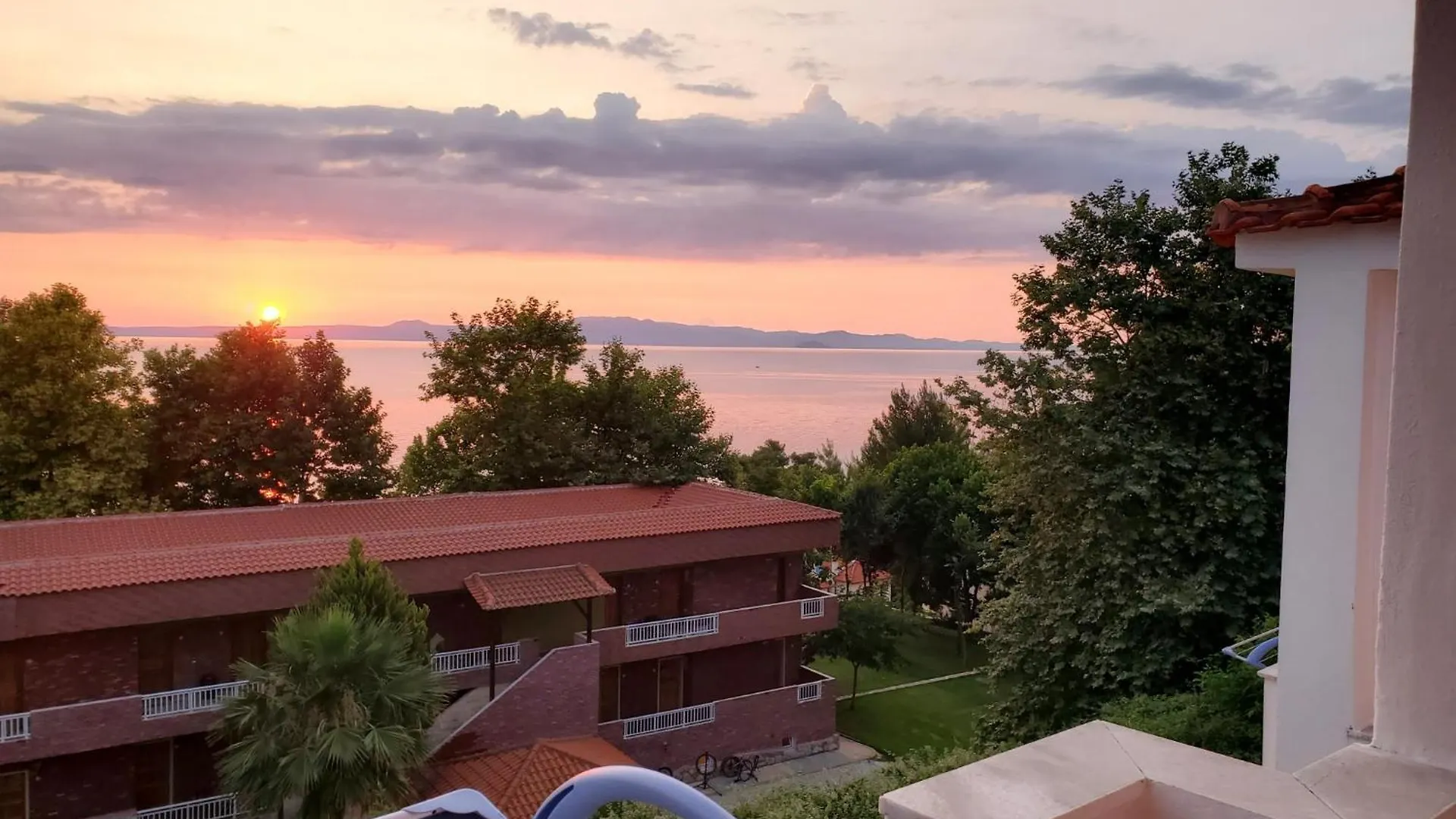 ***  Hotel Paradise Κρυοπηγή Ελλάδα