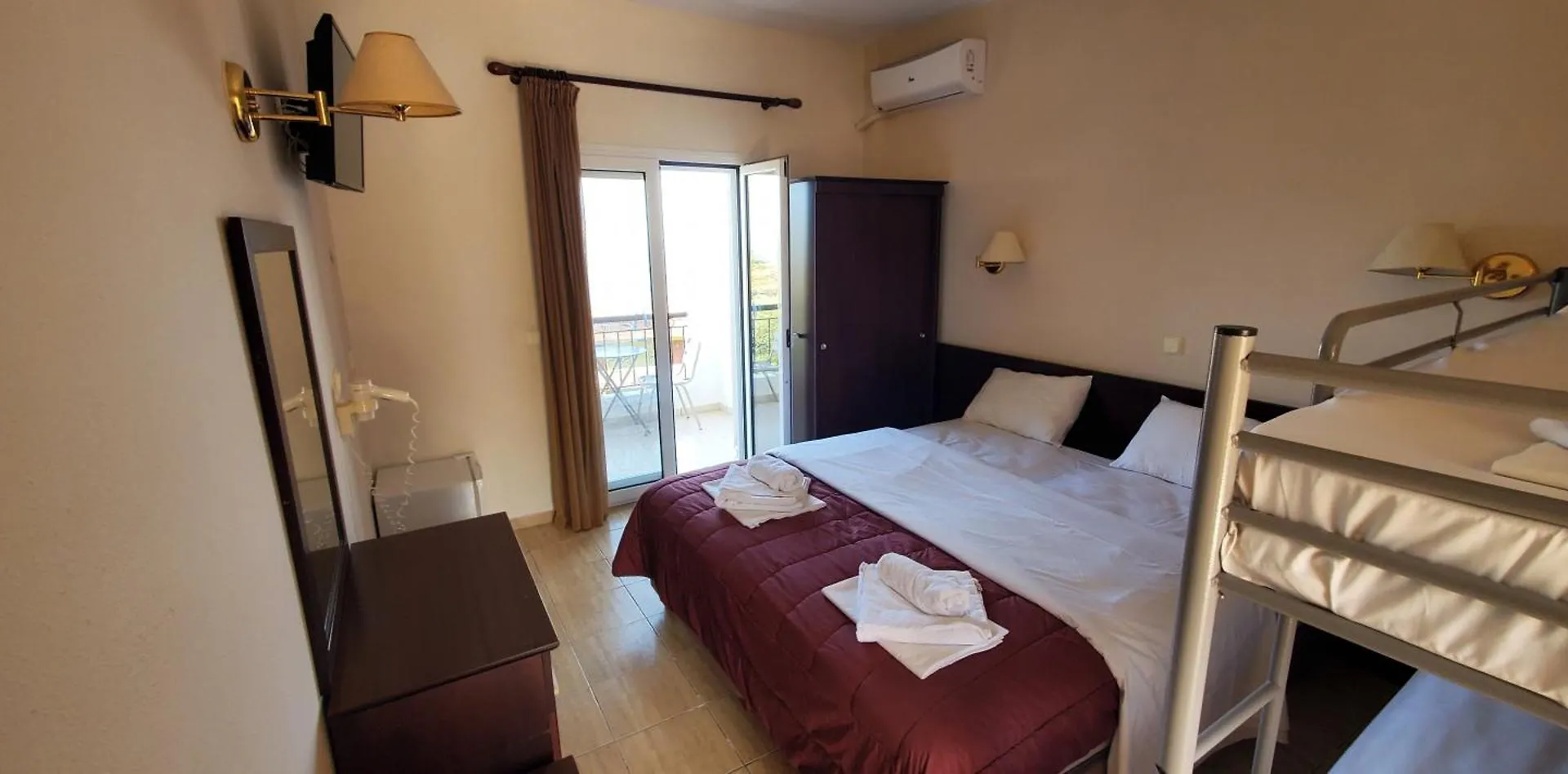 Hotel Paradise Κρυοπηγή 3*,  Ελλάδα