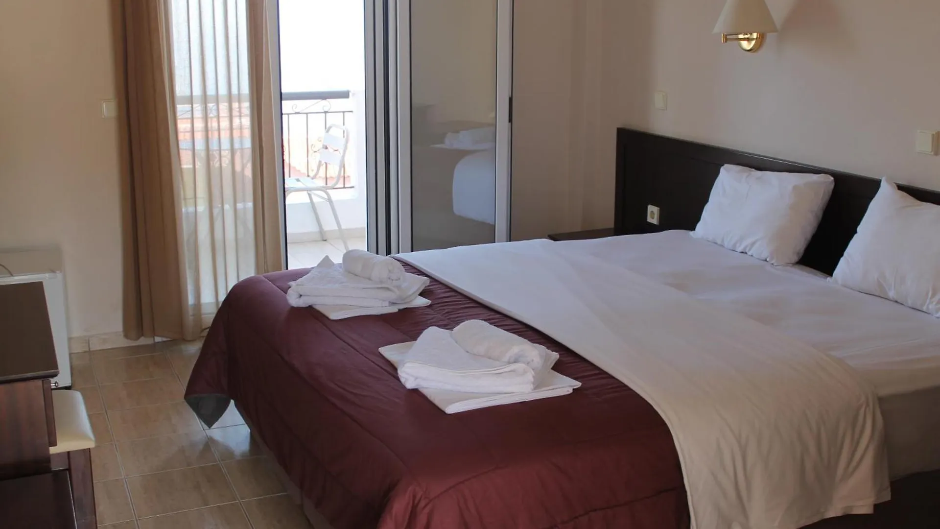 Hotel Paradise Κρυοπηγή