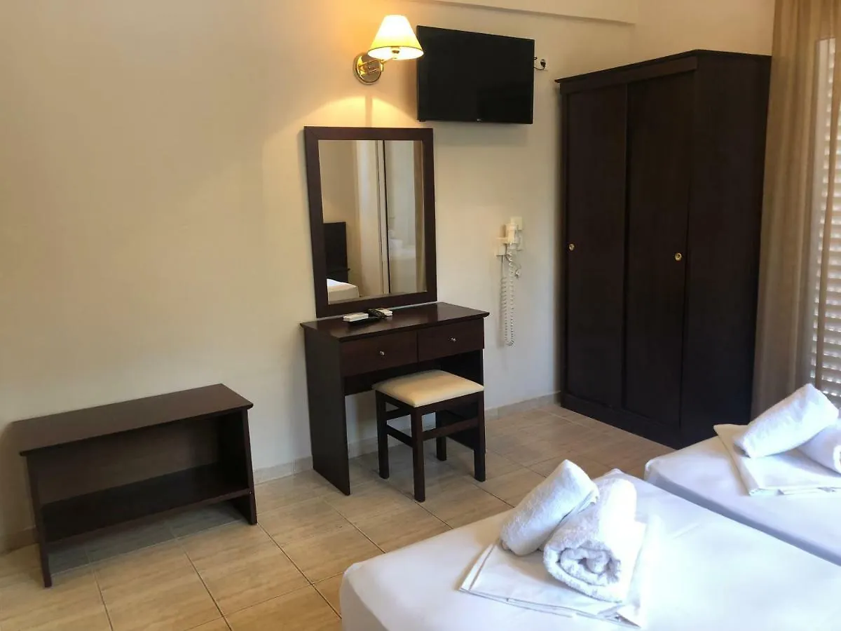 Hotel Paradise Κρυοπηγή